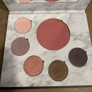 Fitglow Beauty Softness Palette